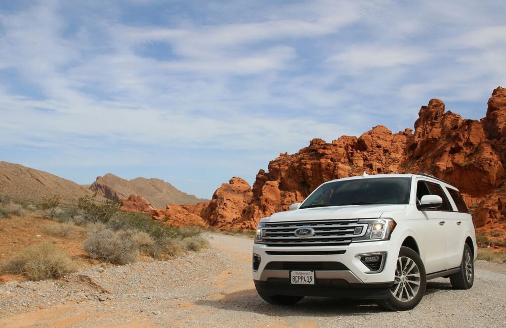 cheap car lift dubai monthly