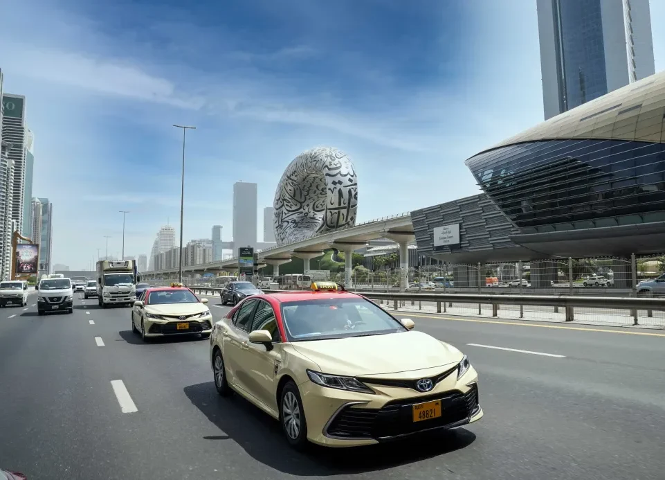 Dubai to Abu Dhabi transportation service